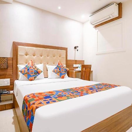 Hotel Amber Palace 데라둔 외부 사진